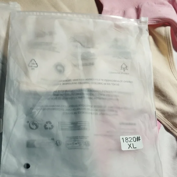 Elegant Women's Bodysuit Set - Black, Cream, and Pink - Picture 2 of 2